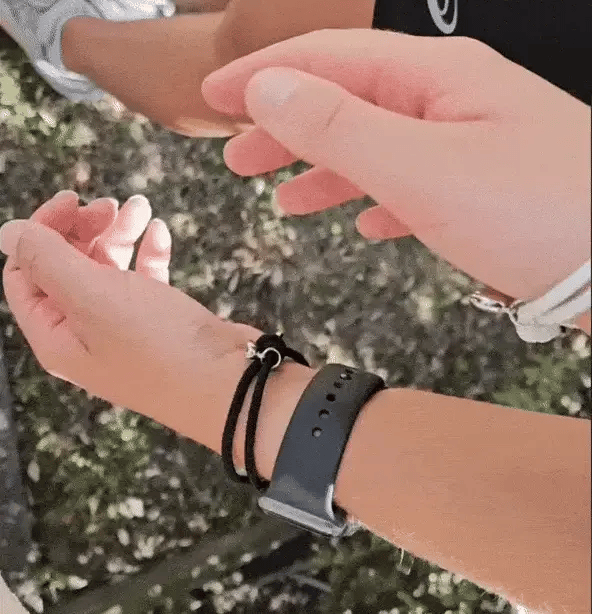 SoleMates™ Magnetisches Herz-Armband-Set